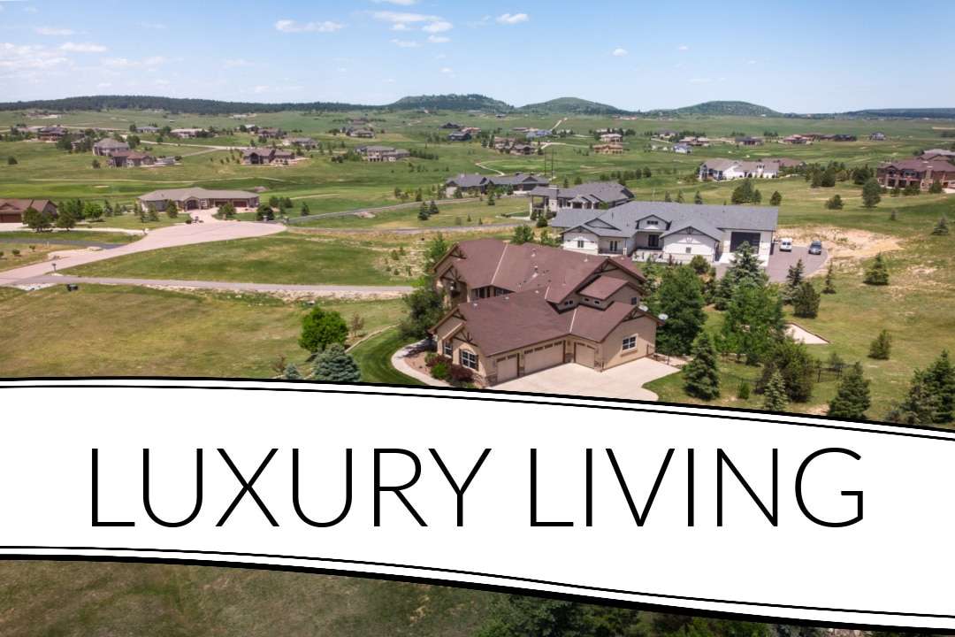 Image showing an overview of luxury living in Monument.